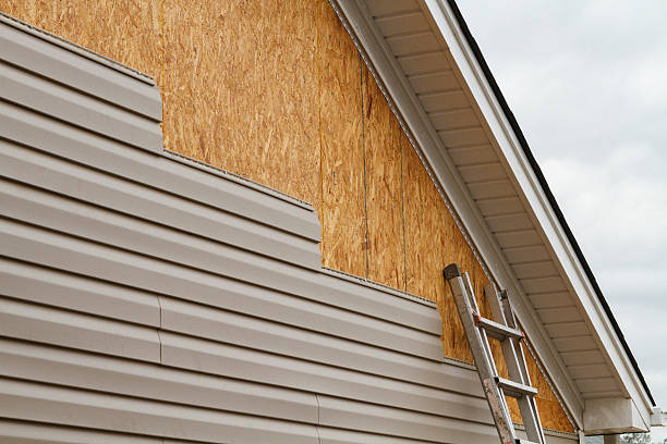 Professional Fiber Cement Siding technician working in Devon, PA